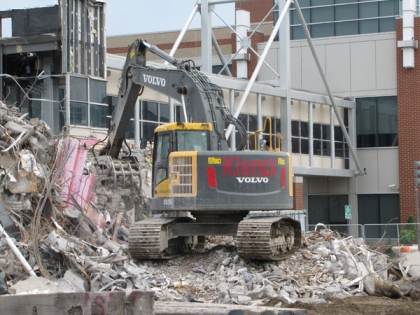 Zero Swing Excavator
